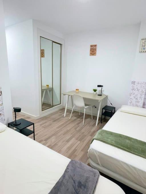 Modern Apartment In Malaga - Rosas Zewnętrze zdjęcie